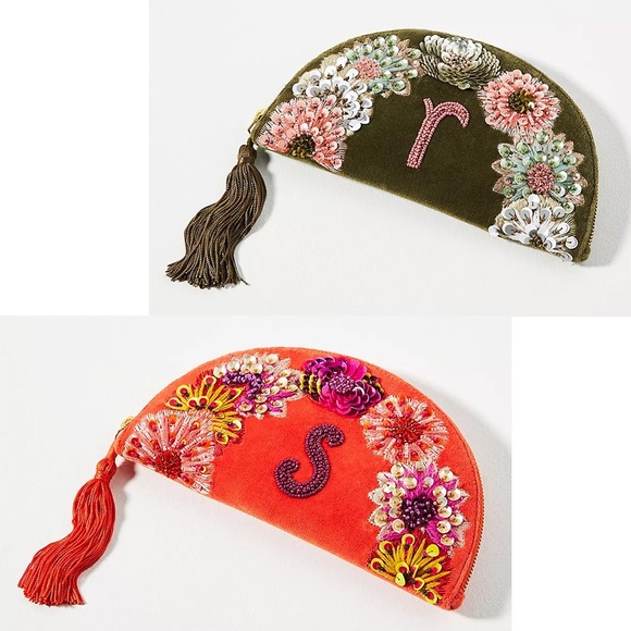 New Anthropologie Monogram Crescent Pouch!!🔥🔥🔥 - Picture 3 of 15